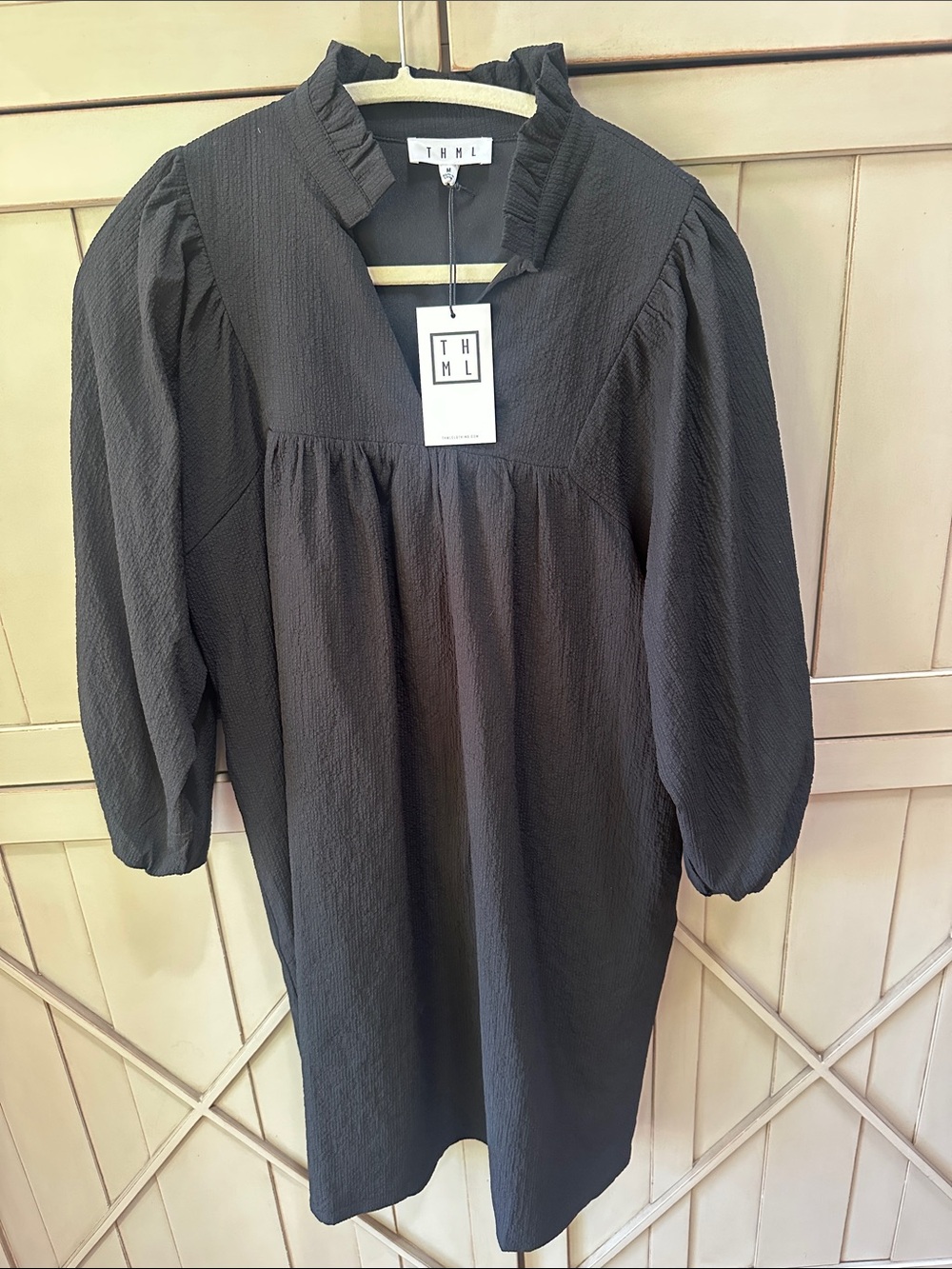 THML Black Textured Puff-Sleeve Ruffled-Yoke Dress NWT sz Med
